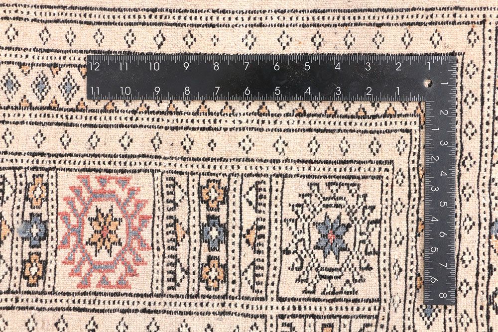 Bokhara 6' 8 x 10' 2 - No. 46105 - ALRUG Rug Store
