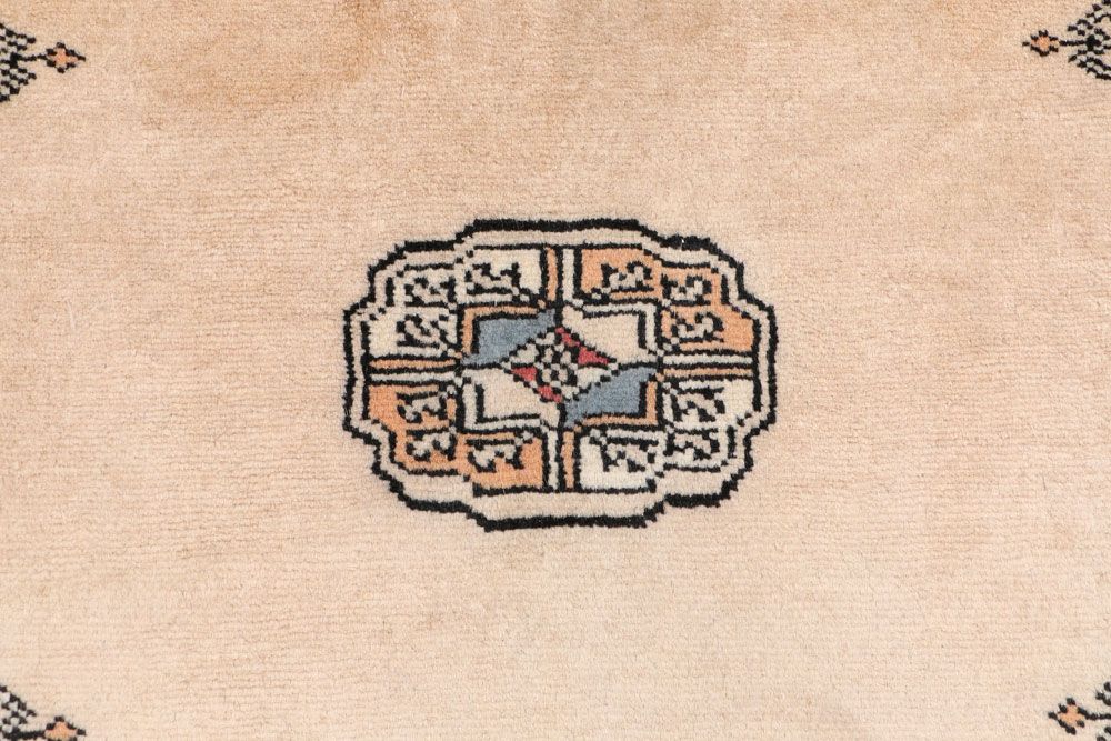 Bokhara 3' x 5' 4 - No. 46324 - ALRUG Rug Store