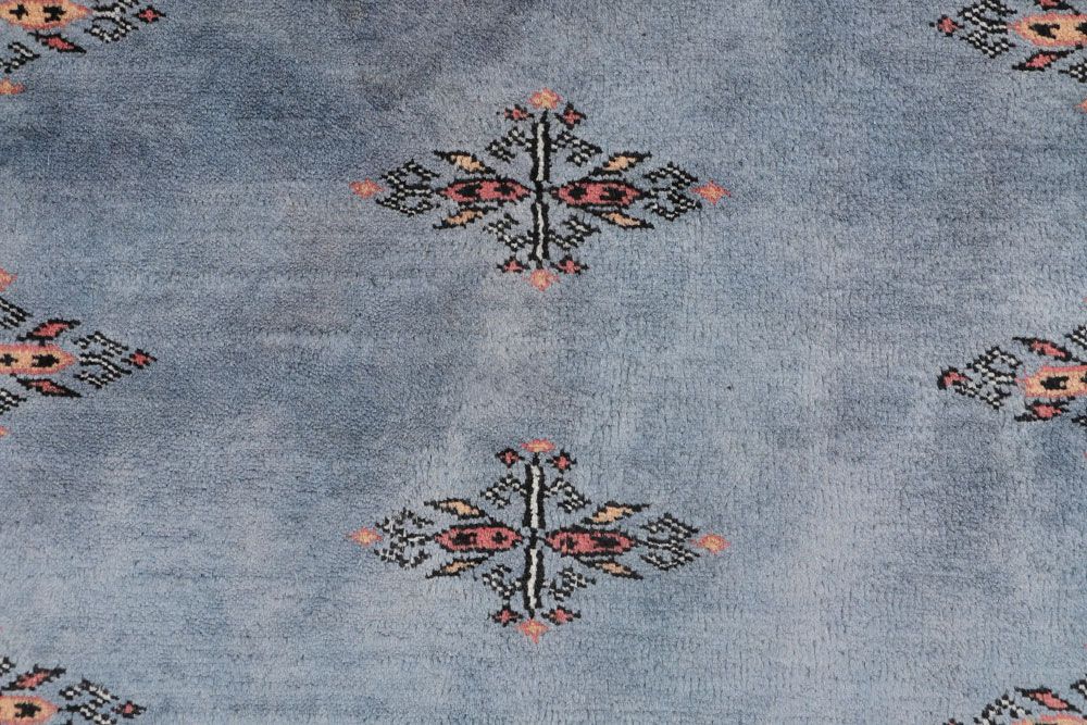 Butterfly 3' 1 x 5' 1 - No. 46330 - ALRUG Rug Store