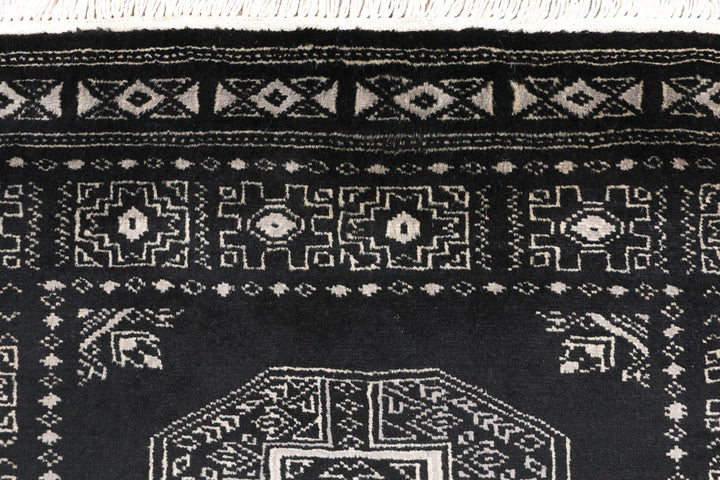 Black Fil Pa 2' 7 x 4' 6 - No. 46378 - ALRUG Rug Store