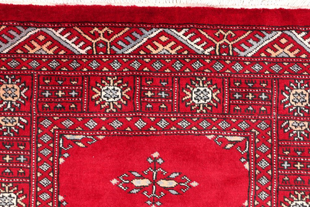 Butterfly 2' 7 x 4' 2 - No. 46382 - ALRUG Rug Store
