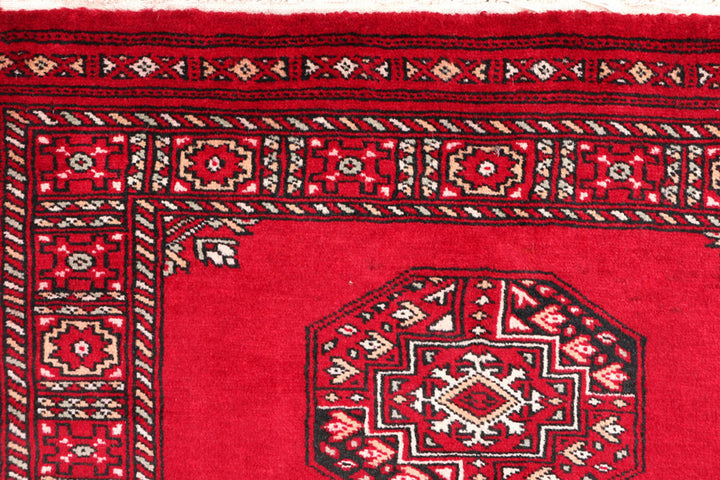 Red Fil Pa 2'  8" x 3'  10" - No. QA43747