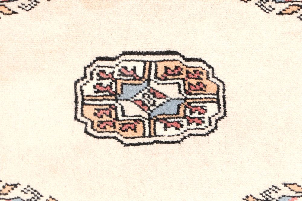 Bokhara 2' 7 x 4' 2 - No. 46418 - ALRUG Rug Store