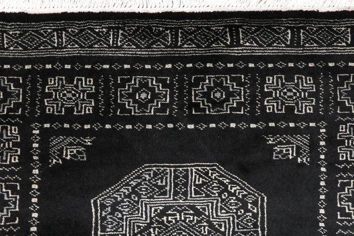 Black Fil Pa 2' 6 x 4' 2 - No. 46433 - ALRUG Rug Store