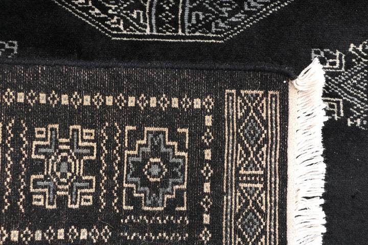Black Fil Pa 2' 6 x 4' 2 - No. 46433 - ALRUG Rug Store