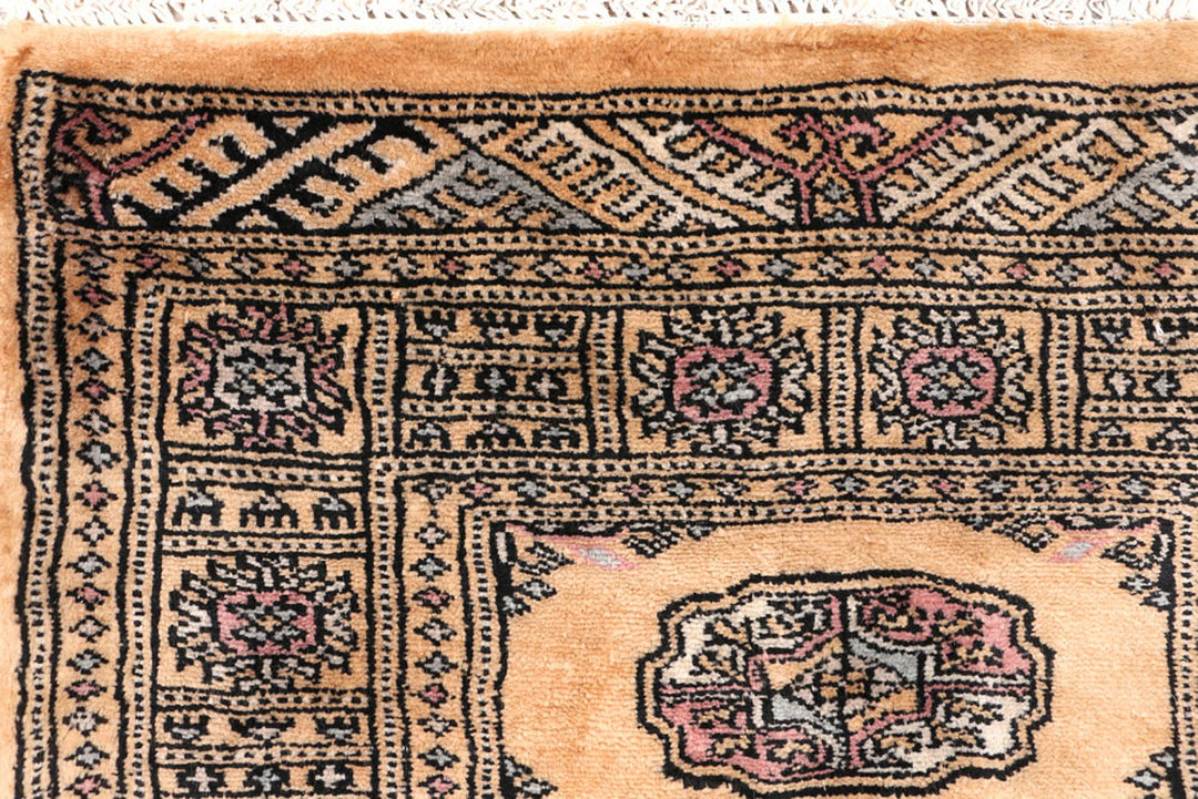 Moccasin Bokhara 2'  2" x 5'  10" - No. QA12275