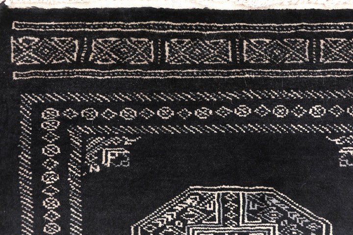 Black Fil Pa 2' 1 x 4' 10 - No. 46522 - ALRUG Rug Store