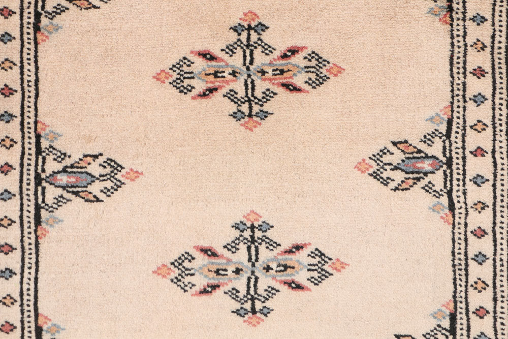 Tan Butterfly 2' 1 x 6' 3 - No. 46550 - ALRUG Rug Store
