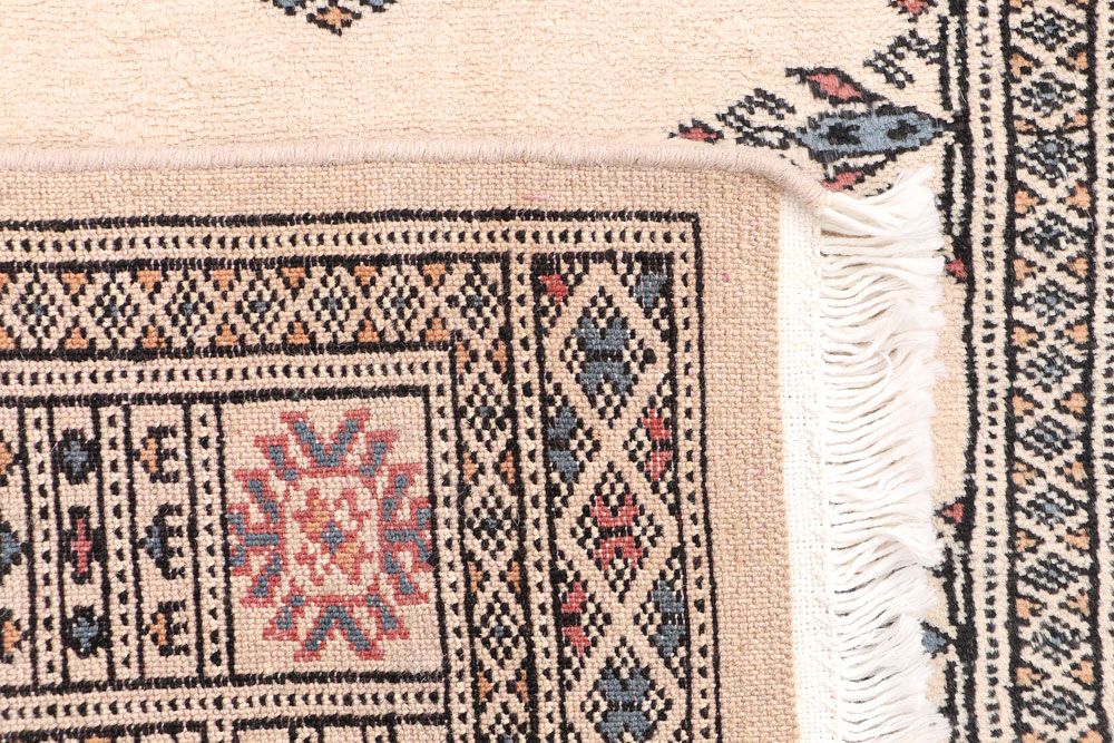 Butterfly 2' 7 x 7' - No. 46556 - ALRUG Rug Store