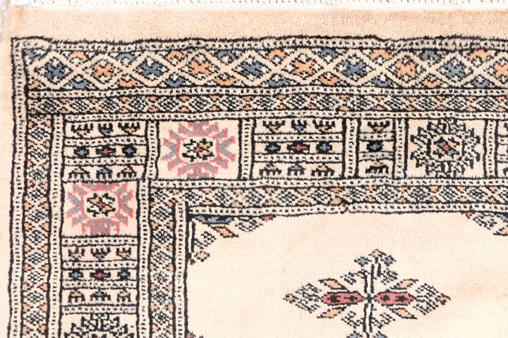 Wheat Butterfly 2' 7 x 6' 10 - No. 46569 - ALRUG Rug Store