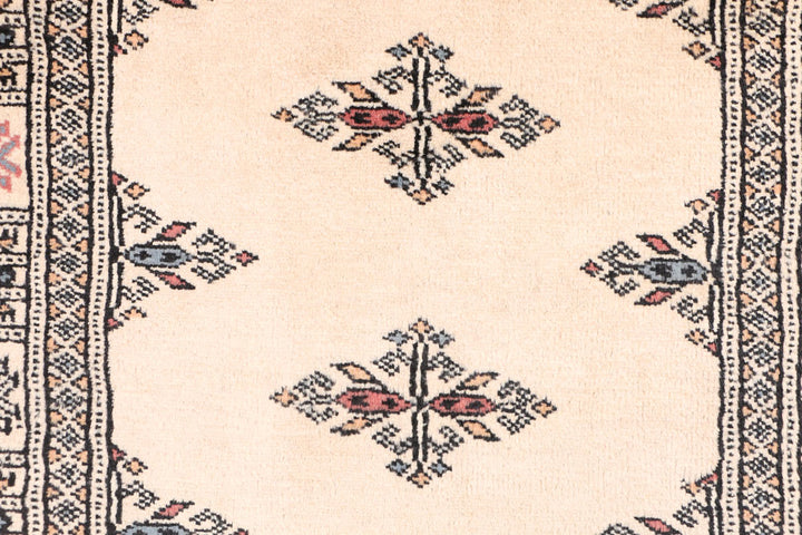 Wheat Butterfly 2' 7 x 6' 10 - No. 46569 - ALRUG Rug Store