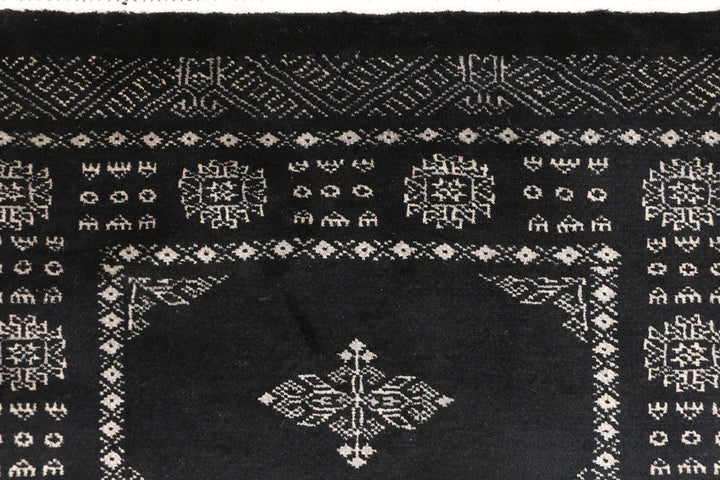 Butterfly 2' 6 x 6' 7 - No. 46576 - ALRUG Rug Store