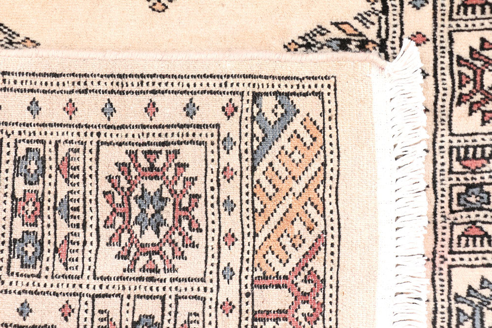 Bisque Butterfly 2' 7 x 6' 8 - No. 46610 - ALRUG Rug Store