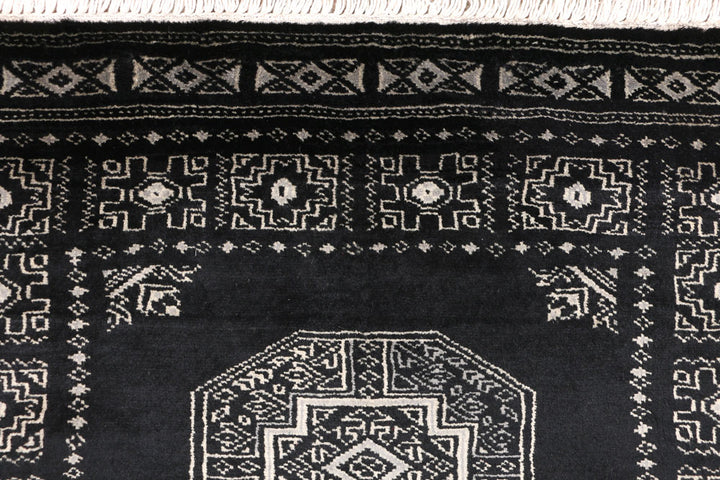 Black Fil Pa 2' 8 x 7' 3 - No. 46633 - ALRUG Rug Store