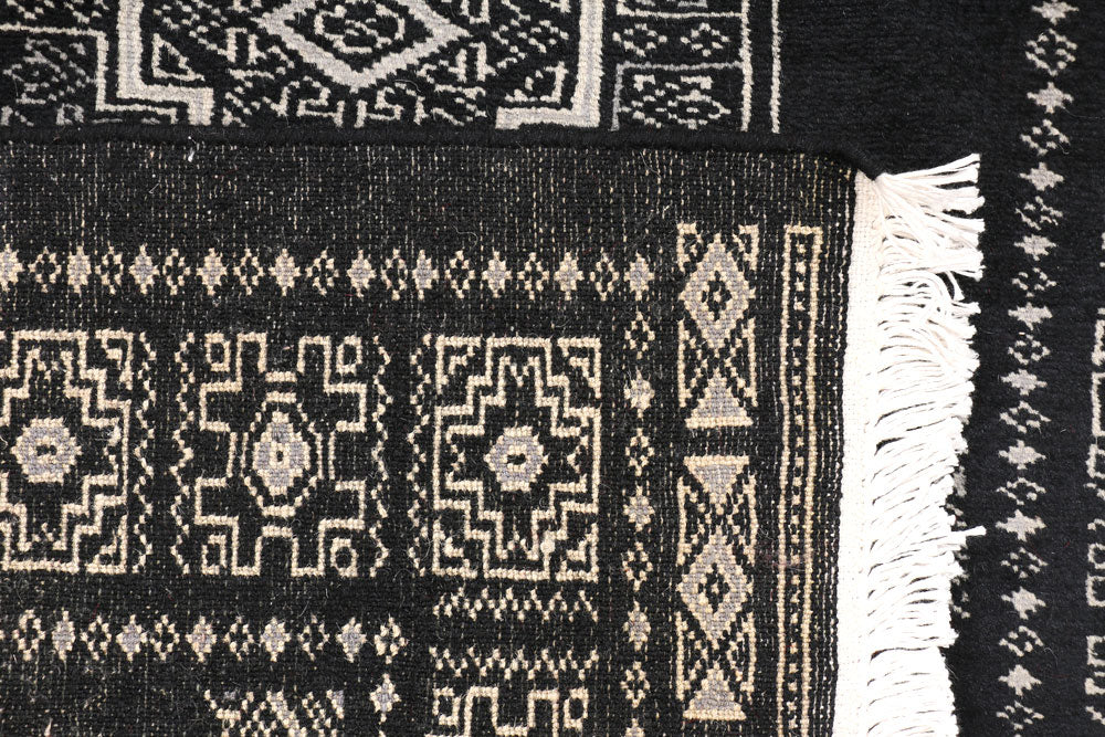 Black Fil Pa 2' 8 x 7' 3 - No. 46633 - ALRUG Rug Store