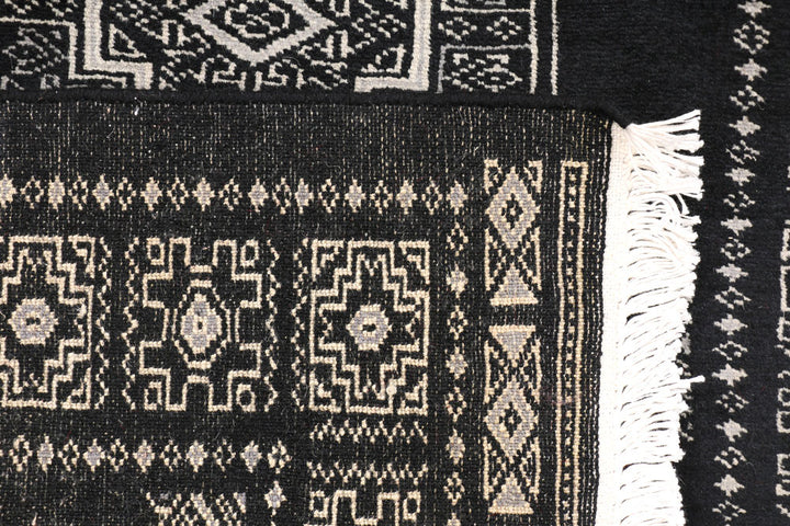 Black Fil Pa 2' 8 x 7' 3 - No. 46633 - ALRUG Rug Store