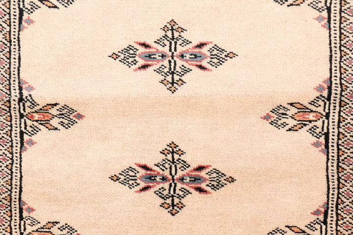 Wheat Butterfly 2' 8 x 7' 4 - No. 46644 - ALRUG Rug Store