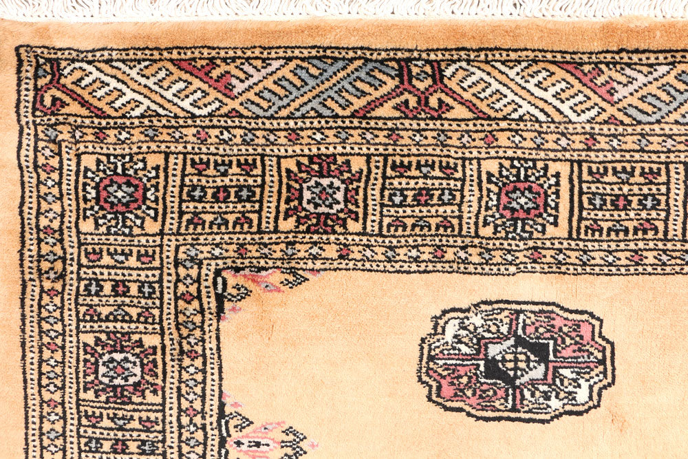 Moccasin Bokhara 2' 7 x 6' 7 - No. 46649 - ALRUG Rug Store