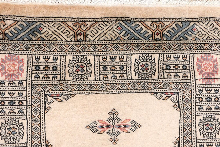 Butterfly 2' 7 x 7' - No. 46650 - ALRUG Rug Store