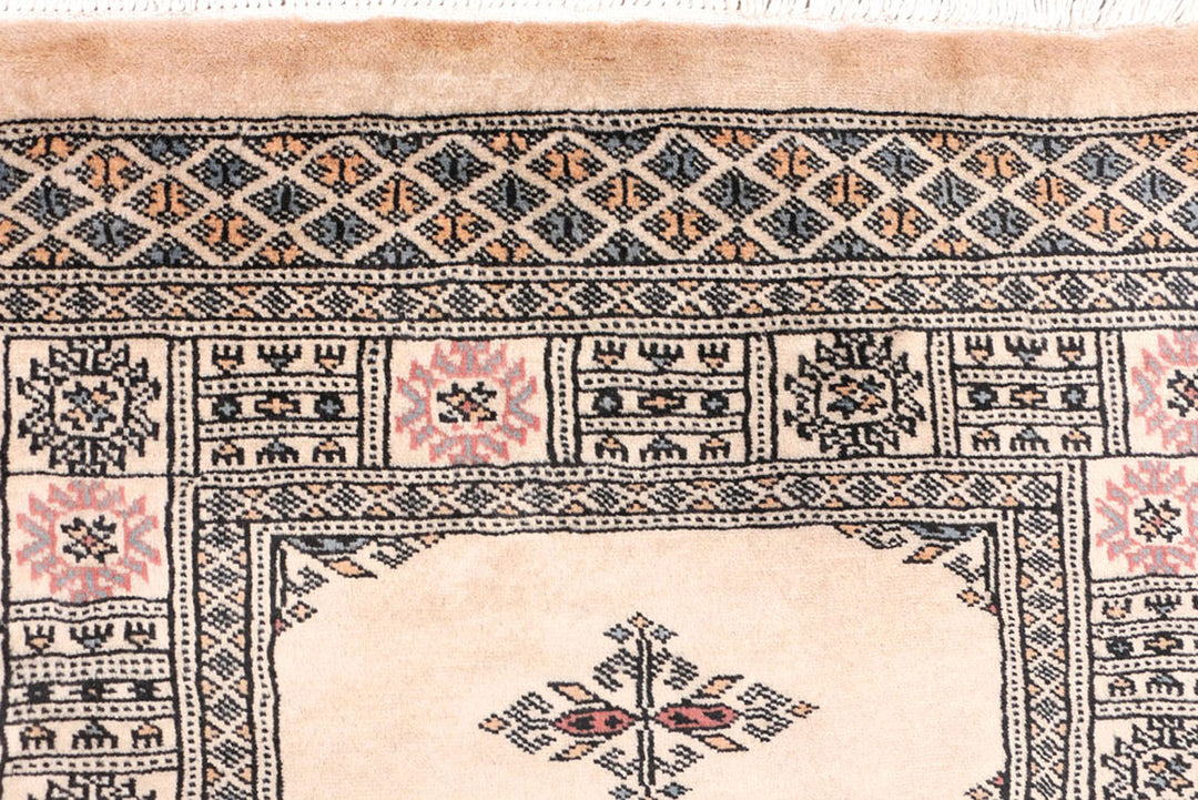 Navajo White Butterfly 2'  7" x 6'  8" - No. QA58781