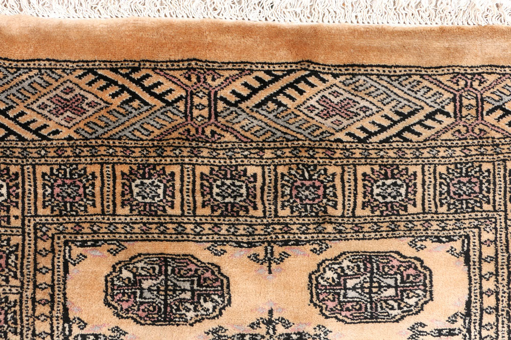 Moccasin Bokhara 2' 7 x 6' 6 - No. 46656 - ALRUG Rug Store