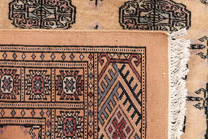 Moccasin Bokhara 2' 7 x 6' 6 - No. 46656 - ALRUG Rug Store
