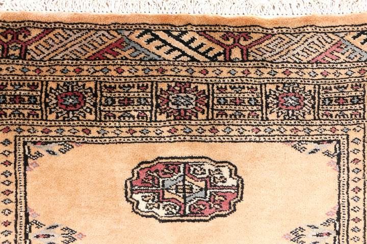Moccasin Bokhara 2' 8 x 6' 3 - No. 46658 - ALRUG Rug Store