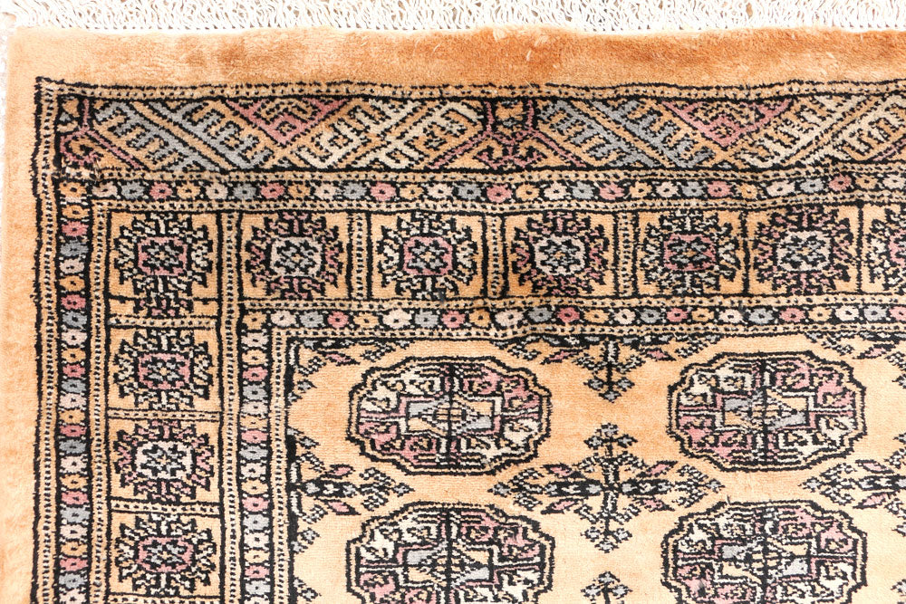 Moccasin Bokhara 2' 7 x 6' 6 - No. 46663 - ALRUG Rug Store