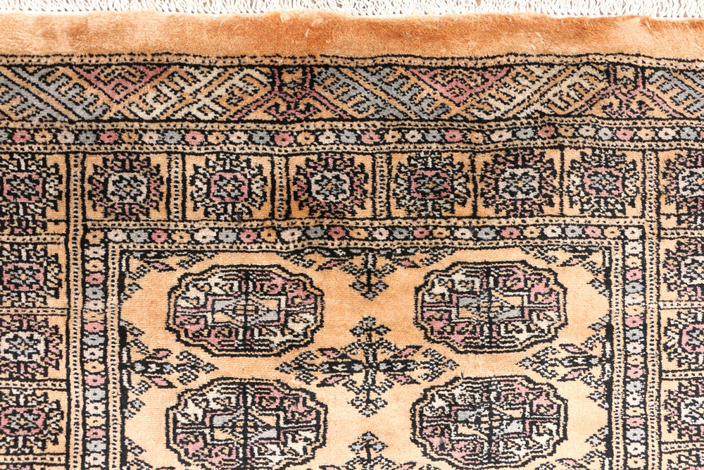 Moccasin Bokhara 2' 7 x 6' 6 - No. 46663 - ALRUG Rug Store