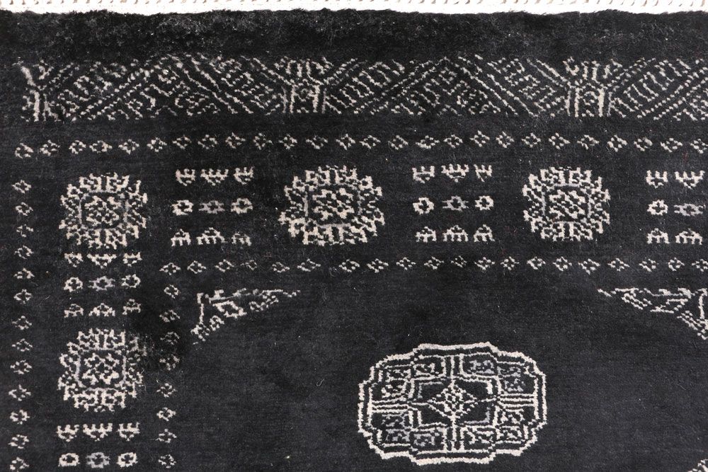 Bokhara 2' 6 x 8' 1 - No. 46681 - ALRUG Rug Store