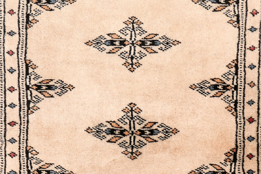 Bisque Butterfly 2' 8 x 8' - No. 46685 - ALRUG Rug Store