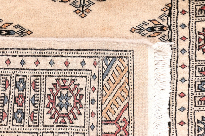 Bisque Butterfly 2' 7 x 8' - No. 46693 - ALRUG Rug Store