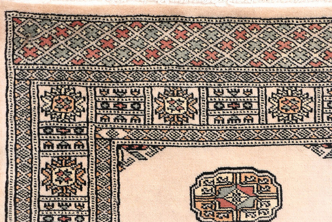 Wheat Bokhara 2'  7" x 8'  2" - No. QA94537