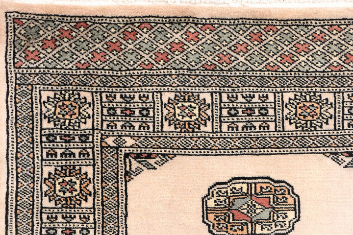 Wheat Bokhara 2'  7" x 8'  2" - No. QA94537