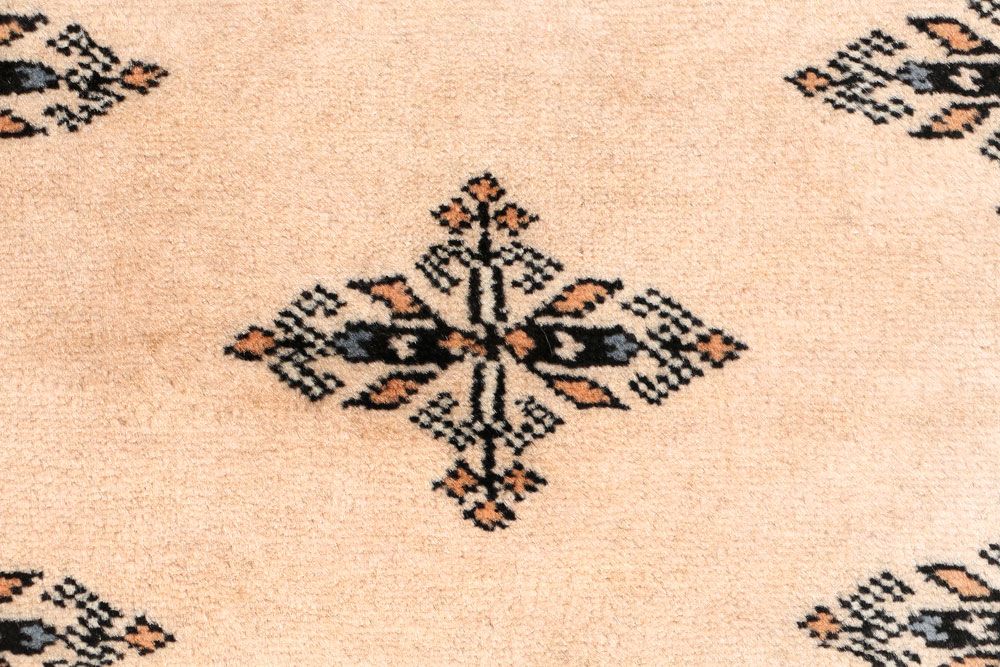 Butterfly 2' 7 x 8' 4 - No. 46733 - ALRUG Rug Store