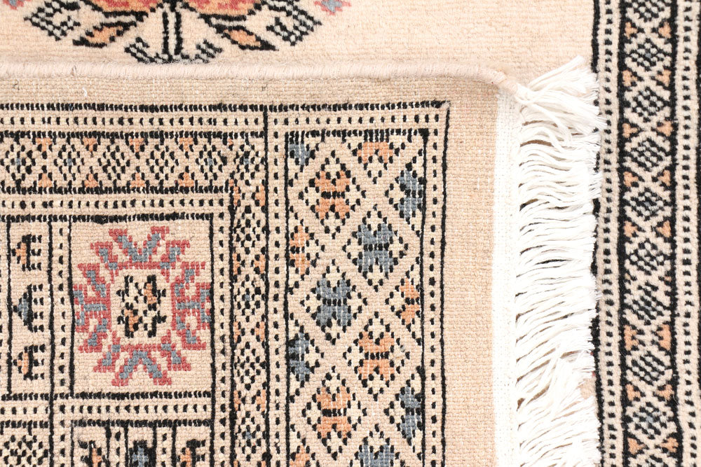 Tan Butterfly 2' 6 x 8' 6 - No. 46786 - ALRUG Rug Store