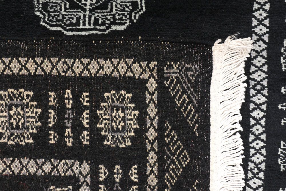 Bokhara 2' 9 x 10' 4 - No. 46800 - ALRUG Rug Store