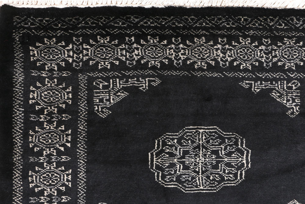Black Bokhara 2' 8 x 10' 4 - No. 46810 - ALRUG Rug Store