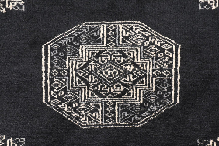 Black Fil Pa 2' 6 x 9' 10 - No. 46812 - ALRUG Rug Store