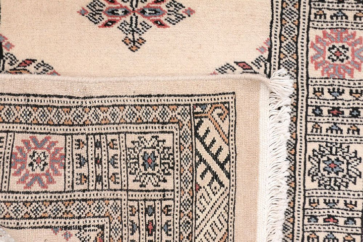 Butterfly 2' 6 x 10' 4 - No. 46843 - ALRUG Rug Store