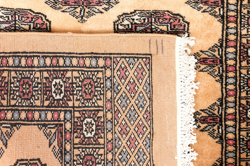 Moccasin Bokhara 2' 7 x 10' 8 - No. 46880 - ALRUG Rug Store