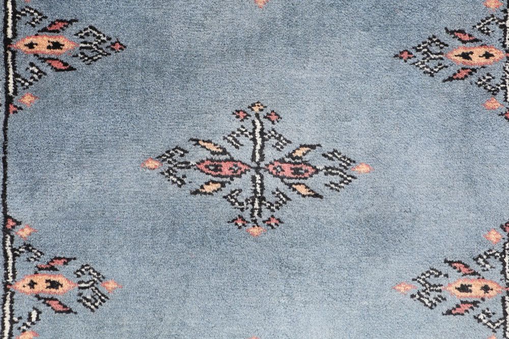 Butterfly 2' 7 x 11' 10 - No. 46888 - ALRUG Rug Store