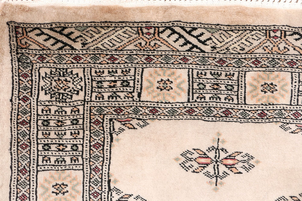 Tan Butterfly 2' 7 x 12' 2 - No. 46890 - ALRUG Rug Store