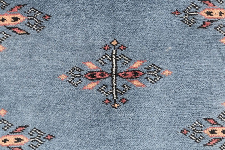 Butterfly 2' 6 x 11' 10 - No. 46906 - ALRUG Rug Store