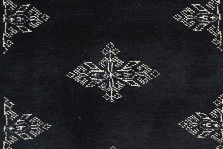 Black Butterfly 2' 7 x 12' 1 - No. 46912 - ALRUG Rug Store