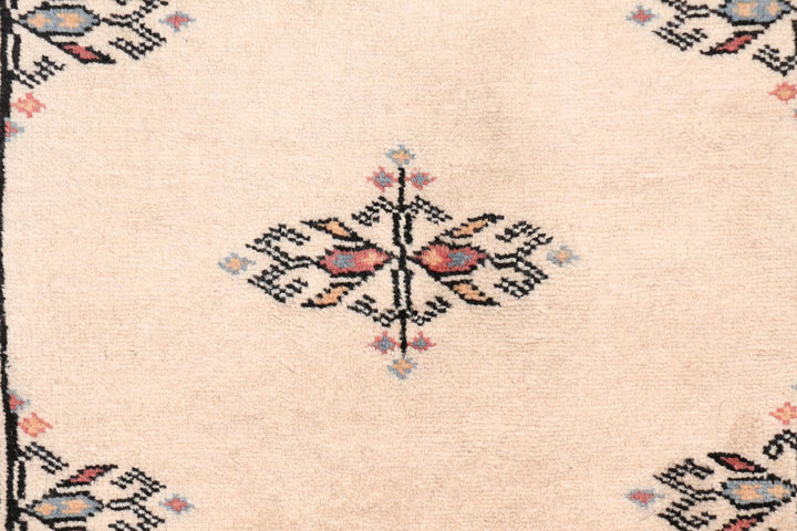Tan Butterfly 2' 6 x 11' 8 - No. 46914 - ALRUG Rug Store