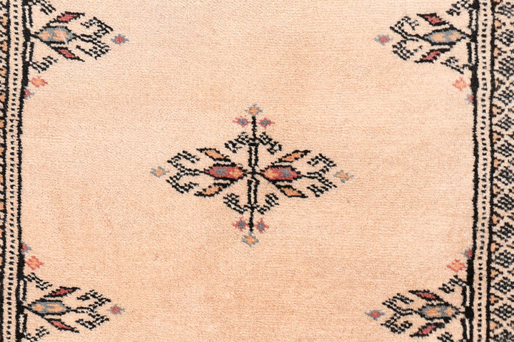 Burlywood Butterfly 2' 6 x 13' 1 - No. 46951 - ALRUG Rug Store