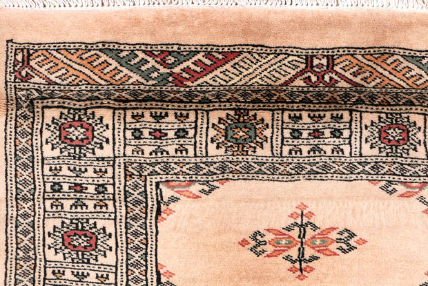 Bisque Butterfly 2' 6 x 13' 5 - No. 46958 - ALRUG Rug Store