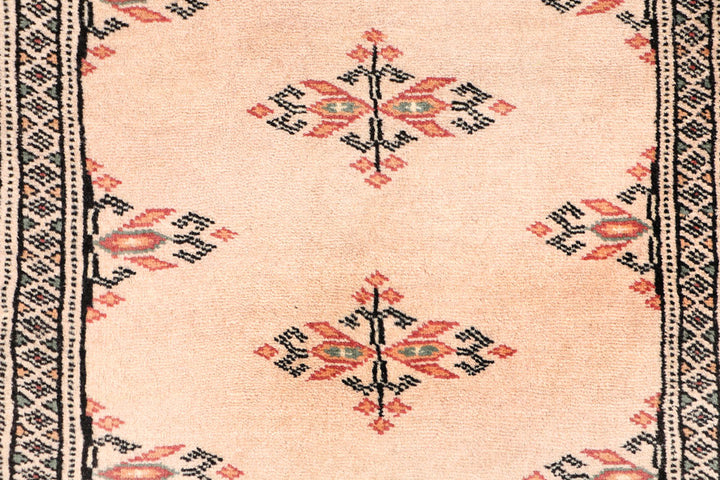 Bisque Butterfly 2' 6 x 13' 5 - No. 46958 - ALRUG Rug Store