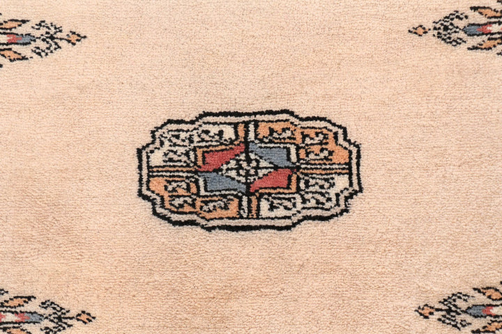 Bisque Bokhara 2' 8 x 12' - No. 46965 - ALRUG Rug Store